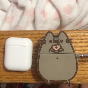 Pusheen cat AirPods case